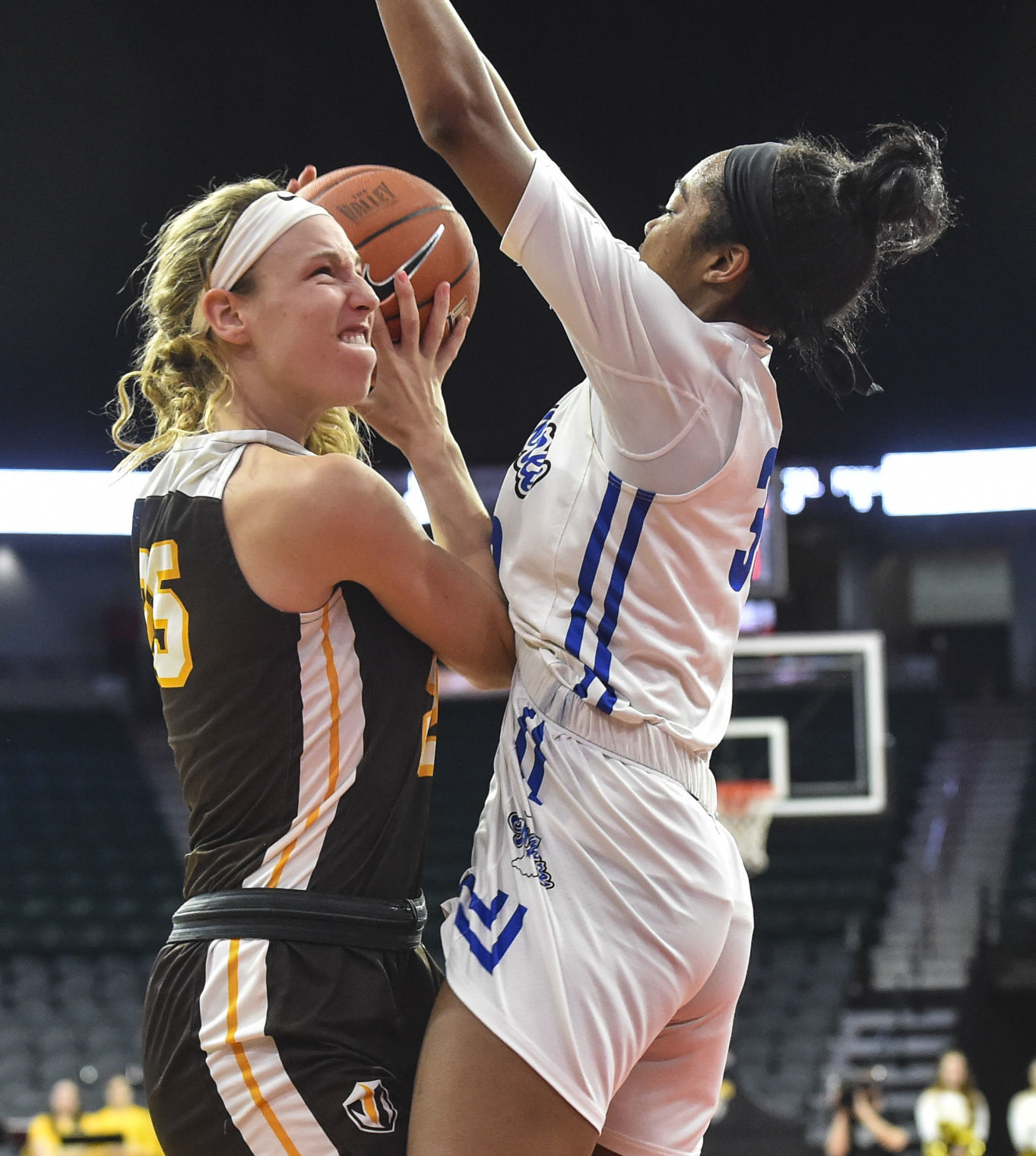 031519-mda-spt-missourihoops-30.jpg